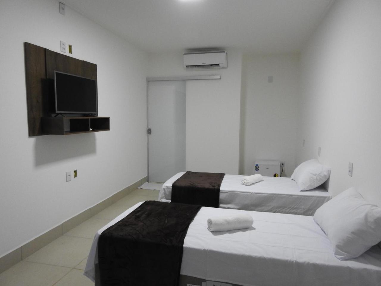Pousada Paraiso Mineiro กาปีตอลิโอ ภายนอก รูปภาพ