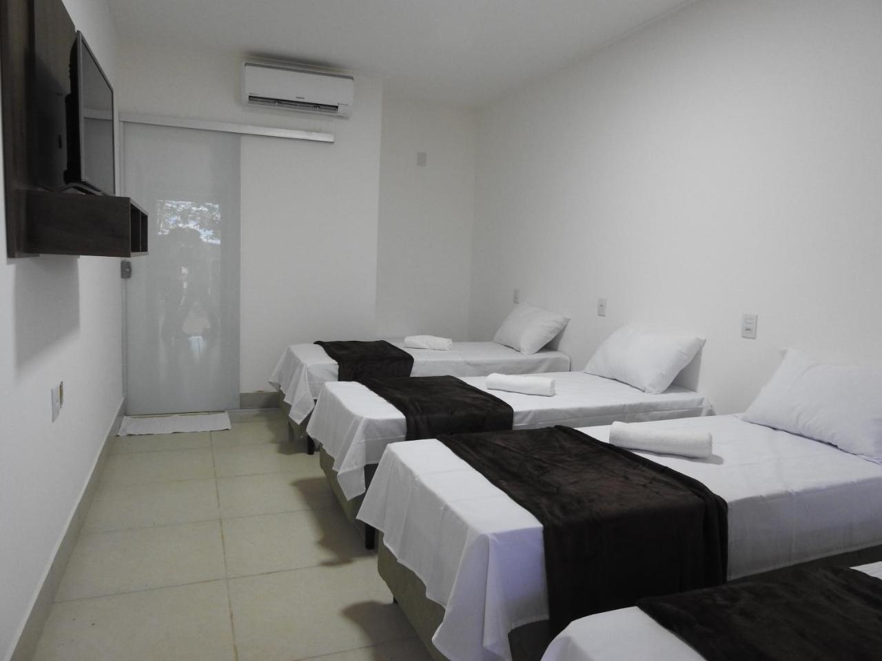 Pousada Paraiso Mineiro กาปีตอลิโอ ภายนอก รูปภาพ